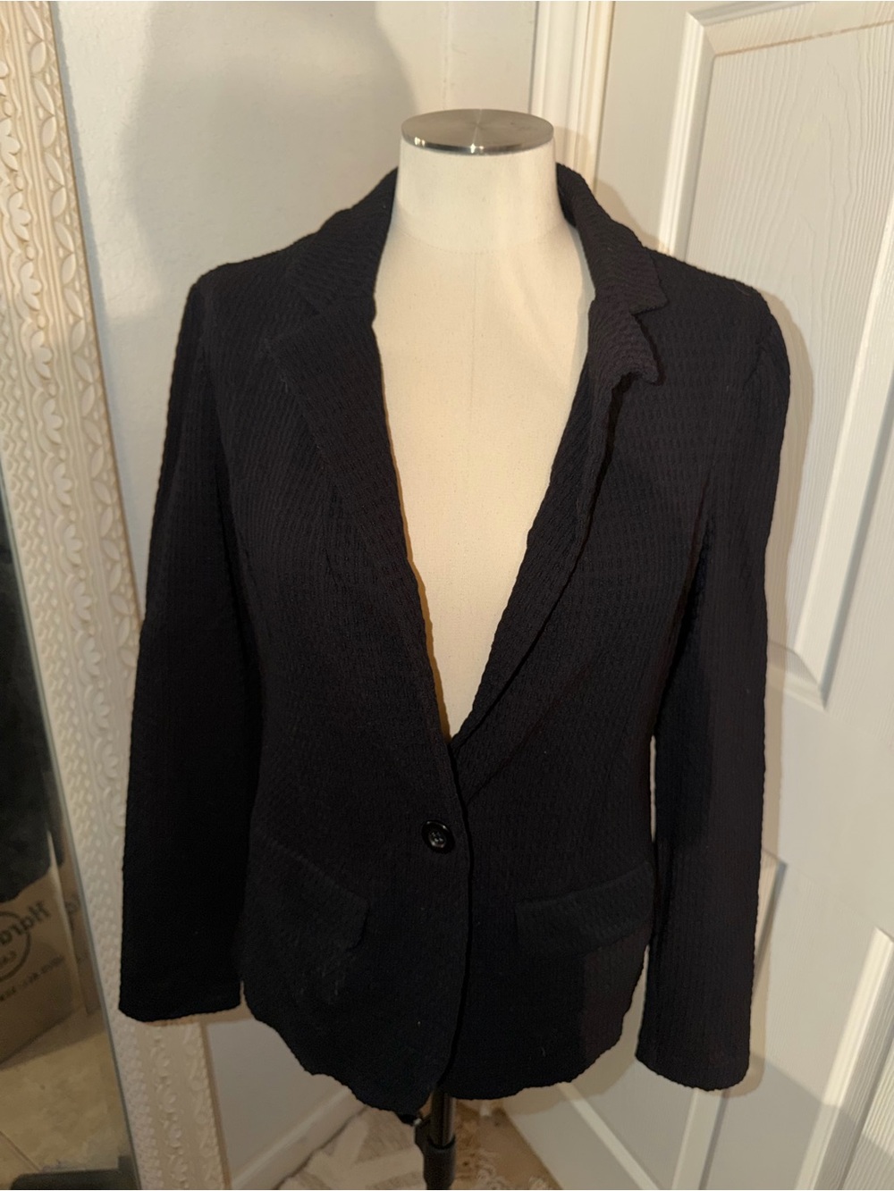 Soho Apparel Black Knit Single-Button Blazer